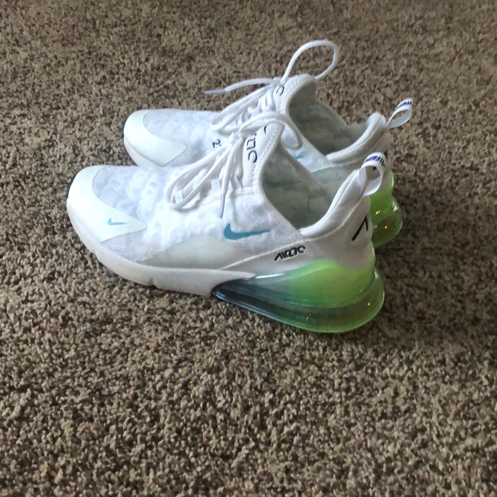 Air Max 270